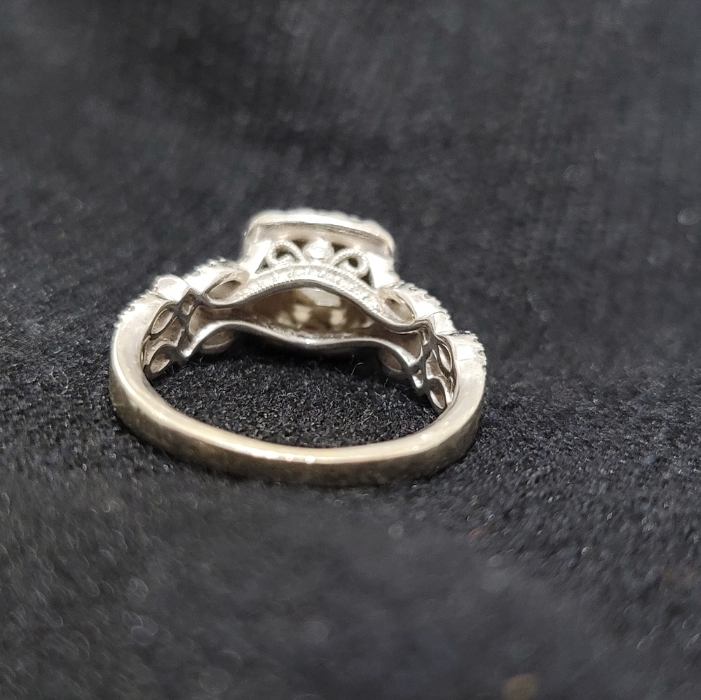 Diamond ring - Picture 9 of 9